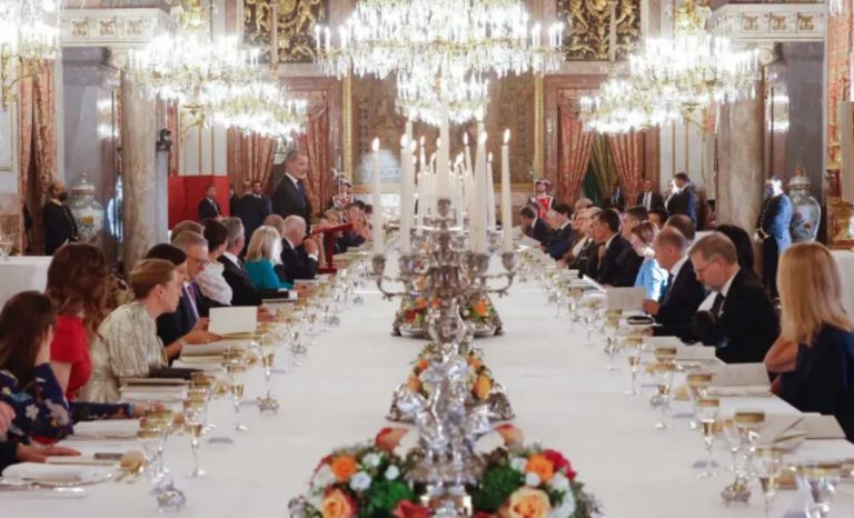 Cumbre de la OTAN| El Palacio Real de Madrid acoge la cena con mayor número de líderes mundiales que jamás acogió en sus más de 3 siglos de historia