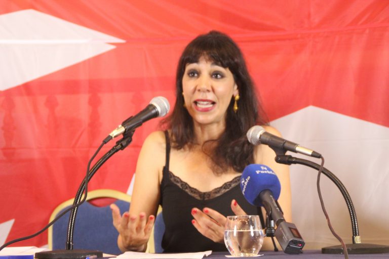 Cataluña| Paloma Hernández García: «Hay más democracia en las porras policiales que en las urnas de los separatistas» y «menos corrupción en los ERE que en el PSOE»