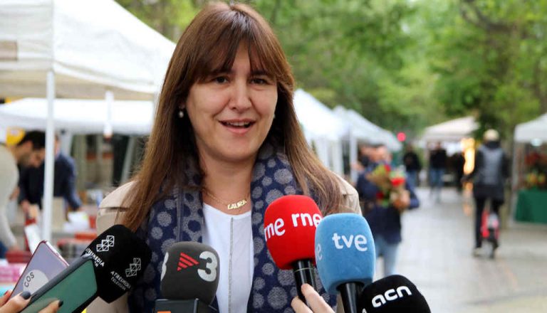Cataluña| La fiscalía pide 6 años de prisión y 21 de inhabilitación para la presidente del Parlamento de Cataluña Laura Borràs Castanyer (JxCat) por prevaricación y falsedad