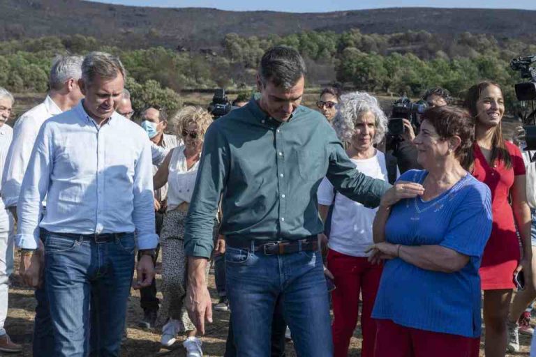 España| Sánchez ve en los incendio la evidente situación de «emergencia climática»