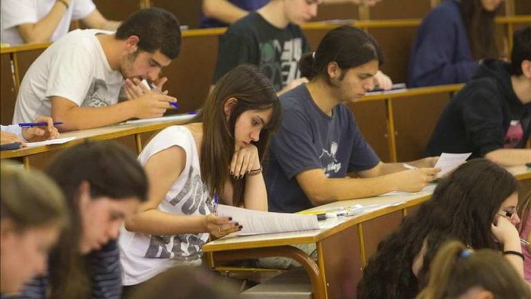 La Justicia deniega medidas cautelares contra la orden que aprueba el currículo y la evaluación de bachillerato en Aragón