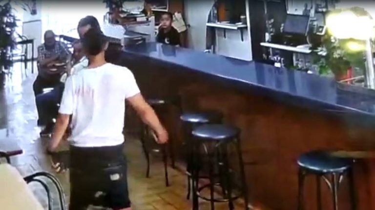 Cataluña| Buscan a inmigrante «magrebí» por «agredir» y causar «pérdida de visión» a un hostelero en Granollers