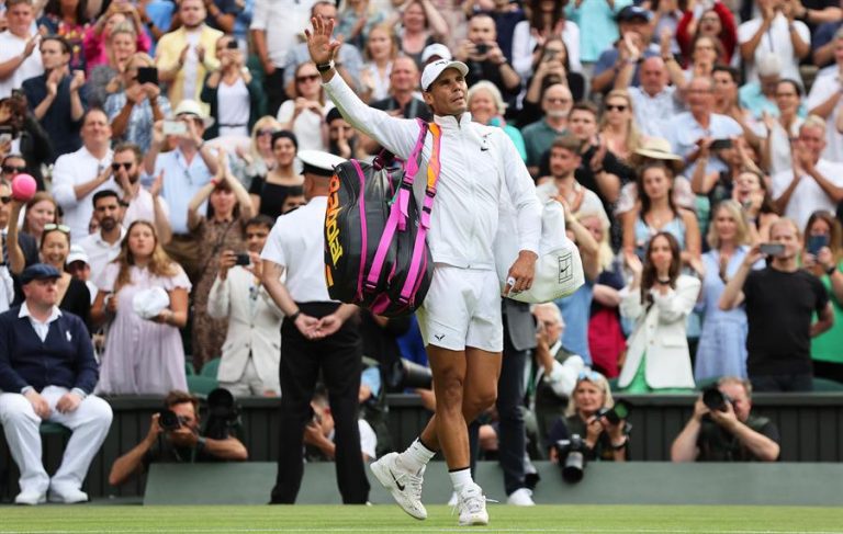 Wimbledon | Rafael Nadal: «Tengo que retirarme. Tengo una rotura en el abdominal»