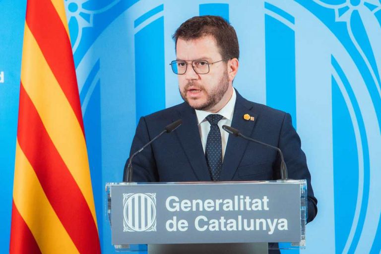 Cataluña| Aragonés defiende la suspensión de Laura Borràs Castanyer como presidente del Parlamento