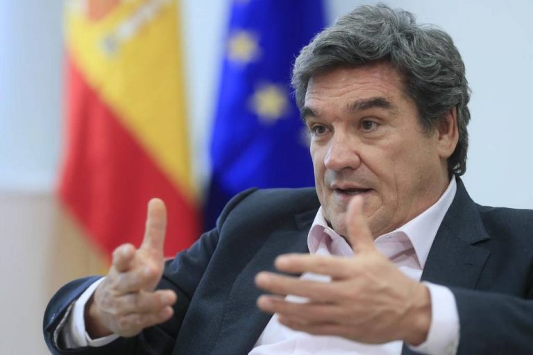 España| Ministro Escrivá: Dar papeles a todos los inmigrantes ilegales y ex MENA «crea empleo para los españoles»