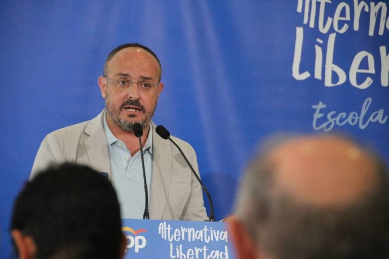 Fernández: «Sánchez es ya el único salvavidas que le queda a un Gobierno» separatista «roto»