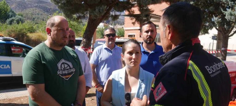 VOX visita Vall de Ebo azotado por el incendio forestal y advierte de la «Agenda 2030 de los ecolojetas»
