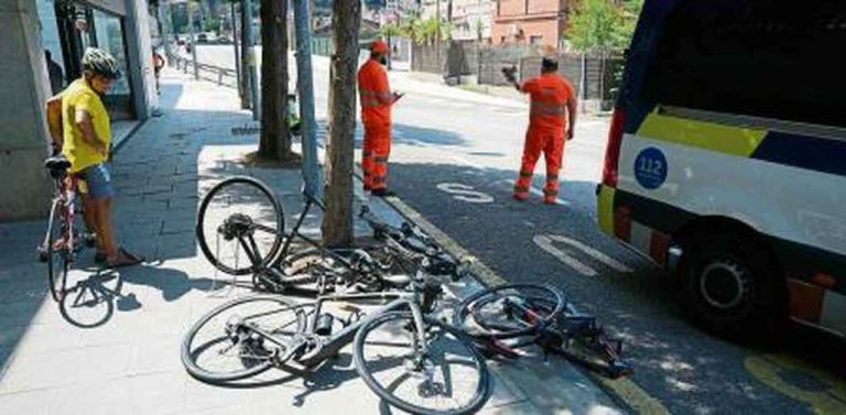 Muere un ciclista en Cornudella de Montsant (Tarragona) atropellado por un conductor que huye