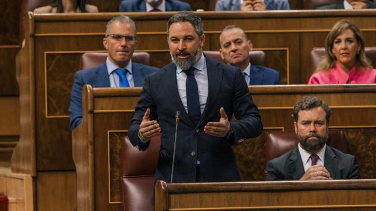 Abascal a Sánchez: «Los españoles se han empobrecido más que el resto de europeos»