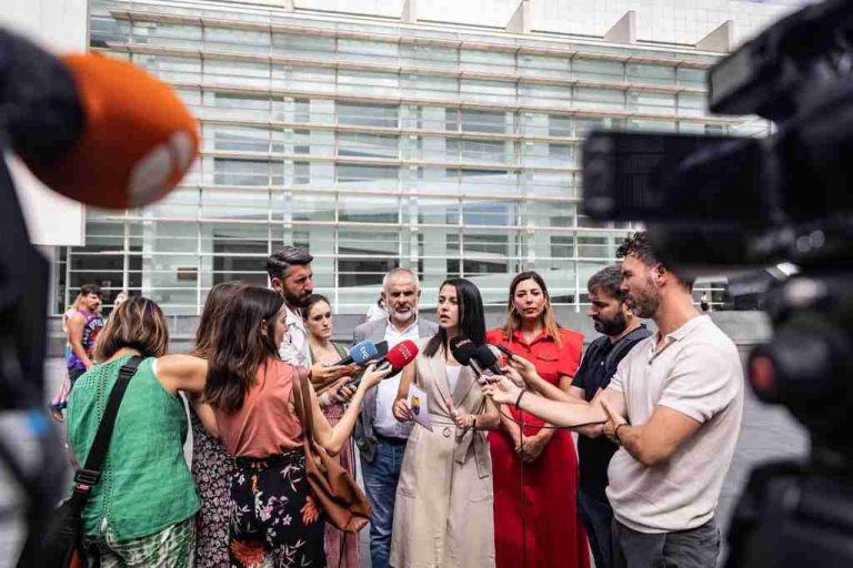 Arrimadas: El debate «Sánchez-Feijóo» fue un «regreso al pasado» y Ada Colau es la «musa» de «delincuentes»