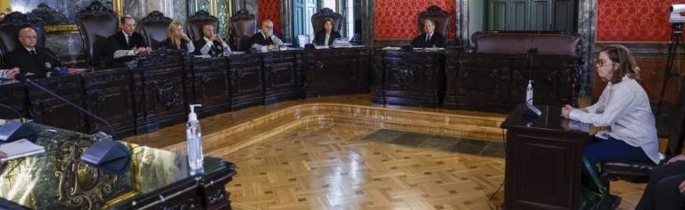 Acusada Reguant (CUP) en dialecto catalán: «Era contra mis principios» responder a la Acusación Popular (VOX)