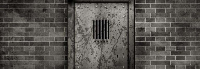 El Tribunal Supremo prohíbe visitas entre padre condenado por violencia intrafamiliar e hija por «perjudicial» para la menor