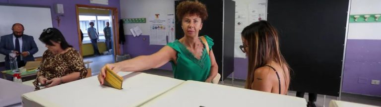 Baja la afluencia en las elecciones italianas al 51,16 % a las 19.00 horas
