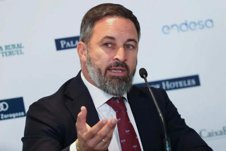 Abascal: «Vox no engaña. No hay ni trampa ni cartón». Feijóo tendrá que elegir entre VOX y PNV