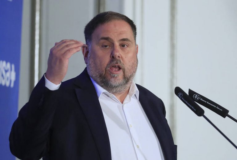 Junqueras se rodea de bilduetarras en Madrid para asegurar que «la independencia de Cataluña» no «está cerca»