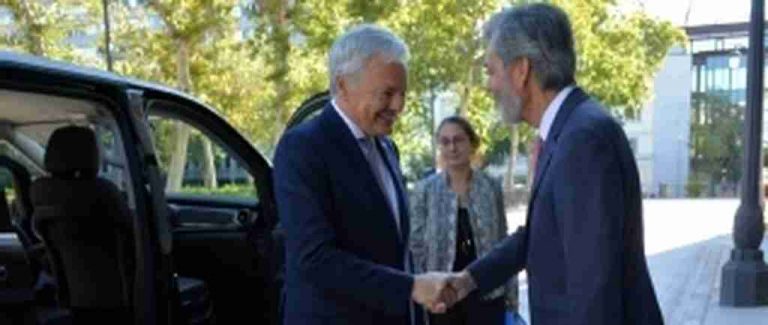Lesmes recibe al Comisario de Justicia de la UE Didier Reynders