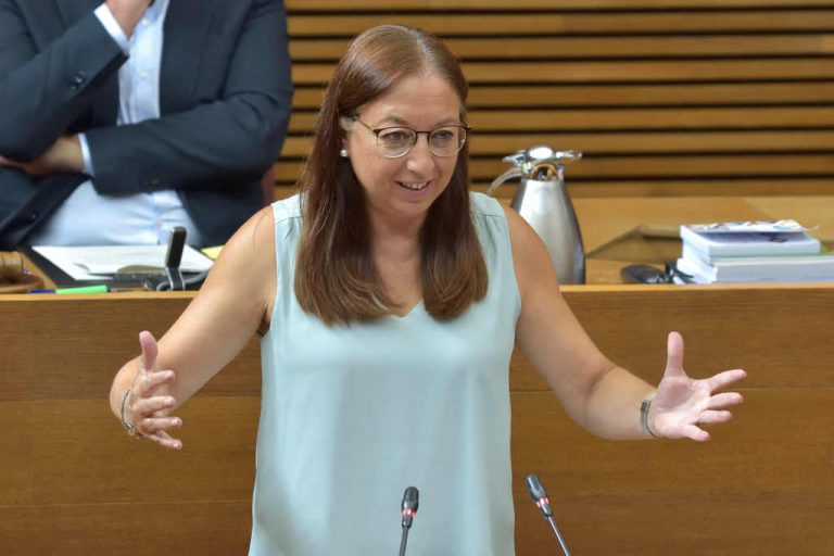 Massó (VOX) al Botánico: «Díganle a Puig que convoque elecciones váyanse a descansar, lo necesitan»
