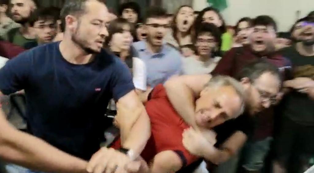 atentado contra la libertad de expresión, Macarena Olona