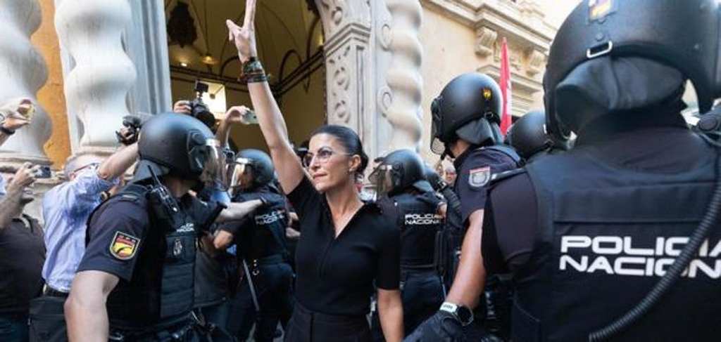 atentado de la ultraizquierda contra Olona