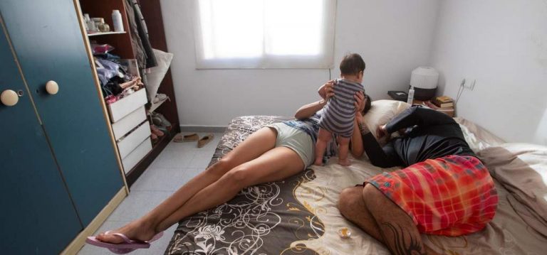 Ordenatriz: «A los papás y mamás les educar a sus hijos para que hagan cosas en casa desde pequeños»