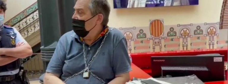 Alertan sobre las estafas cometidas por cuidadores de personas mayores