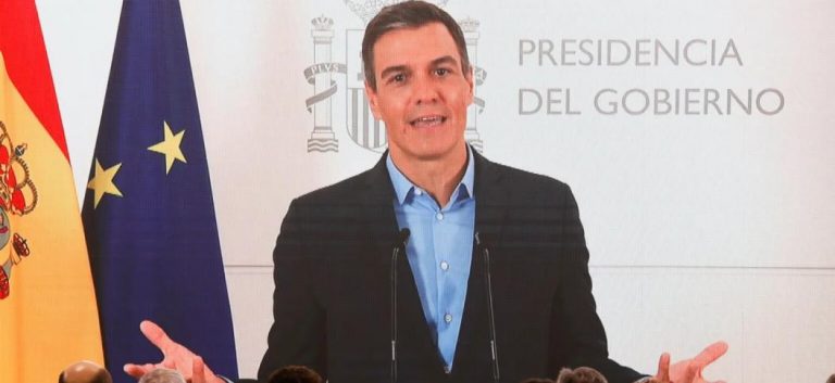 Sánchez: «Los brujos» del PP y VOX «proclaman que el dinero está mejor en el bolsillo de los ciudadanos»