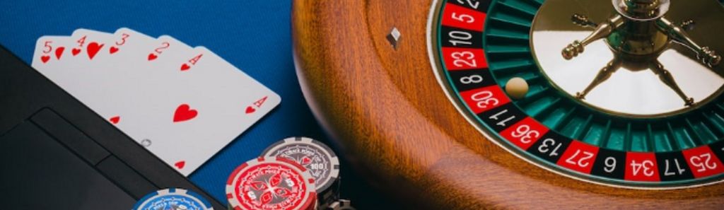 FOTOGRAFÍA. ESPAÑA, 10.10.2022. Detalle de una vista superior de la mesa de la ruleta del casino realista. Ñ Pueblo