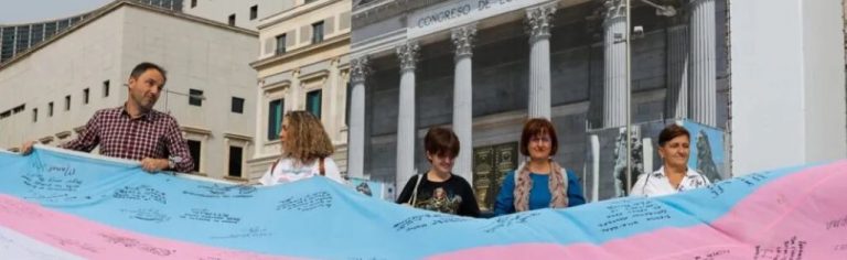Ley Trans| El PSOE propone exigir autorización judicial para que un menor de 16 pueda cambiar de sexo