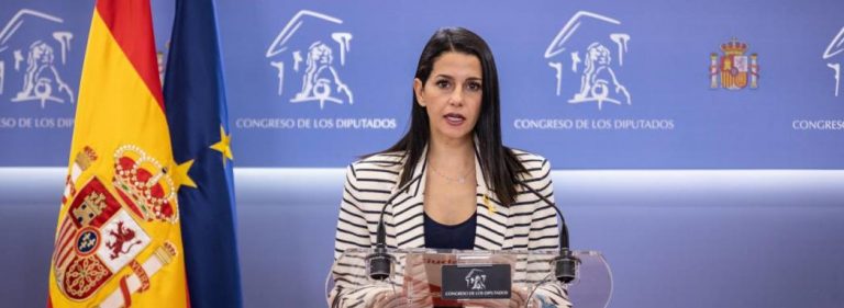 Arrimadas: «Es bochornoso» que la UE le diga al «PSOE y PP que no se repartan los jueces»