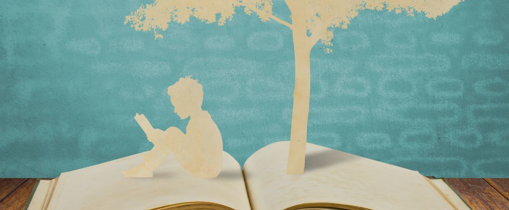 FOTOGRAFÍA. MUNDO , 12.10.2022. Detalle de siluetas de un árbol y una persona sobre un libro. Freepik. (Ñ Pueblo).