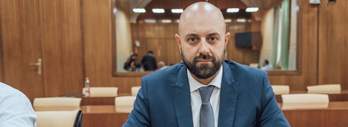 FOTOGRAFÍA. SEVILLA (ESPAÑA), 20.10.2022. El diputado del Grupo Parlamentario VOX en el Parlamento de Andalucía por Almería, Juan José Bosquet Arias. Ñ Pueblo