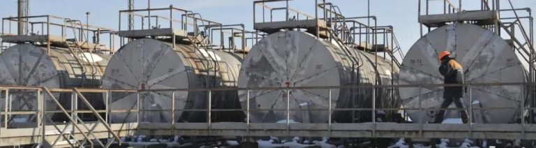 FOTOGRAFÍA. STRYI (UCRANIA), 18.10.2022. Vista del exterior de las instalaciones del gas natural Dashava cerca de la ciudad Stryi de Ucrania. Efe. 