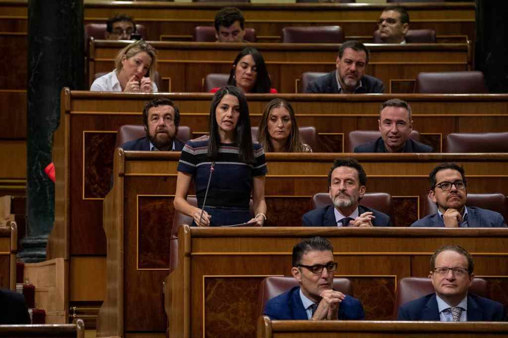 Inés Arrimadas García, Lasvocesdelpueblo