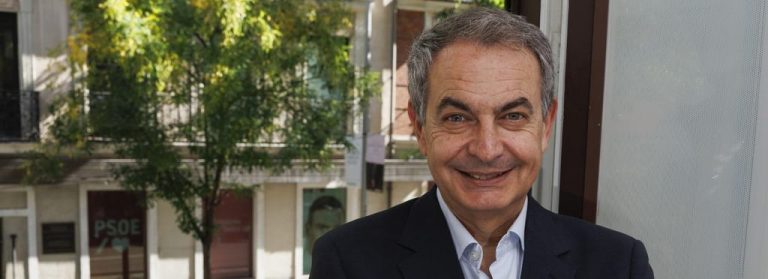 Zapatero: Felipe González Márquez es el referente del PSOE desde 1982