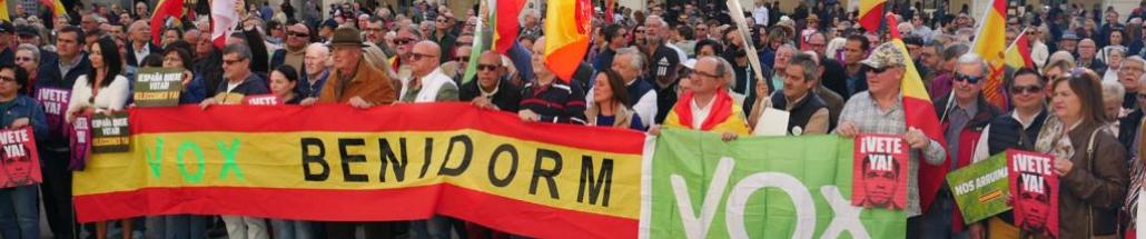 FOTOGRAFÍA. ALICANTE (ESPAÑA), 27.11.2022. La portavoz del partido en las Cortes Valencianas, Ana Vega Campos (VOX) y Verónica Muñoz Vergara (Solidaridad. Ñ Pueblo (1)
