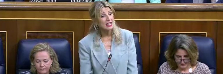 Yolanda Díaz acusa a VOX de ser «sindicato vertical» franquista y «aliado de Putin (Rusia)» contra Ucrania