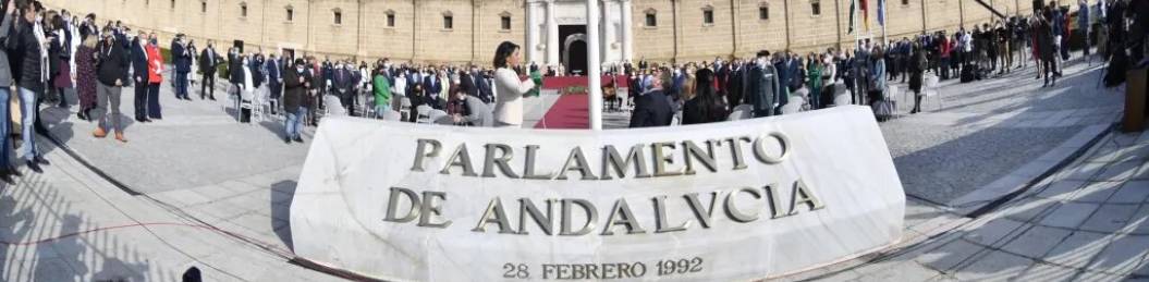 FOTOGRAFÍA. SEVILLA (ESPAÑA), 04.12.2021. Acto de izado de la bandera de Andalucía en el Parlamento andaluz con motivo del día de la comunidad. Efe