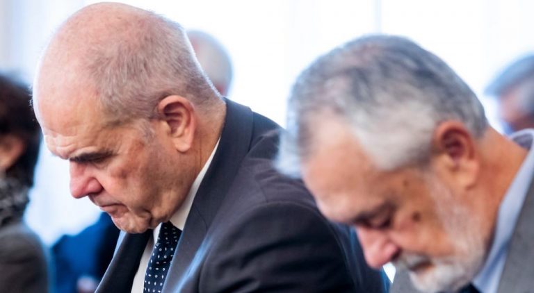 La Fiscalía pide informes médicos «más precisos» sobre Griñán para decidir sobre su ingreso en prisión