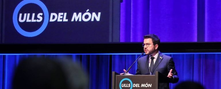 Aragonés dice que Cataluña es un «país» ambicioso con «voluntad de construir un mundo mejor»