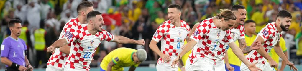 FOTOGRAFÍA. DOHA (CATARA), 09.12.2022. Entre lágrimas, desolada, sin hallar explicación a lo que le había sucedido, Brasil cae ante Croacia. Efe (3)