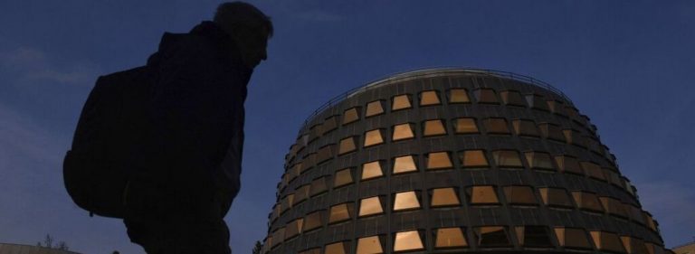 FOTOGRAFÍA. MADRID (ESPAÑA), 29.12.2022. TC suspende la Declaración de independencia de Cataluña. Detalle de la fachada del Tribunal Constitucional del Reino de España. Efe