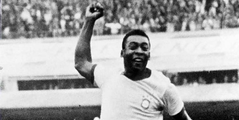 Brasil| «Un nudo en la garganta» a las puertas del hospital donde murió ‘O Rei’