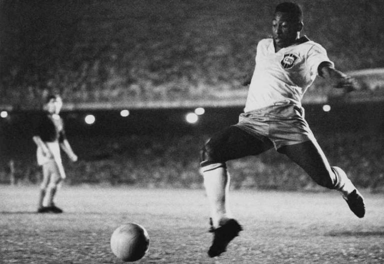 Real Madrid lamenta la muerte de Pelé, «uno de los grandes mitos» del fútbol