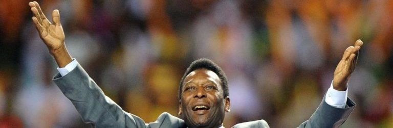 El FC Barcelona lamenta la muerte de Pelé