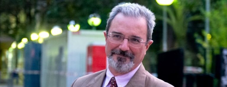 El catedrático de Derecho Constitucional Carlos Flores Juberías, candidato VOX a la Generalidad Valenciana