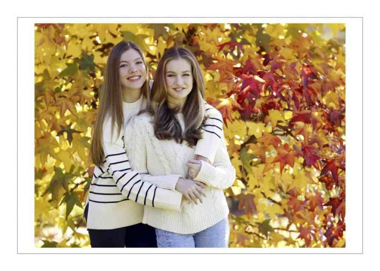 España| Princesa e infanta protagonizan la felicitación navideña de la Corona