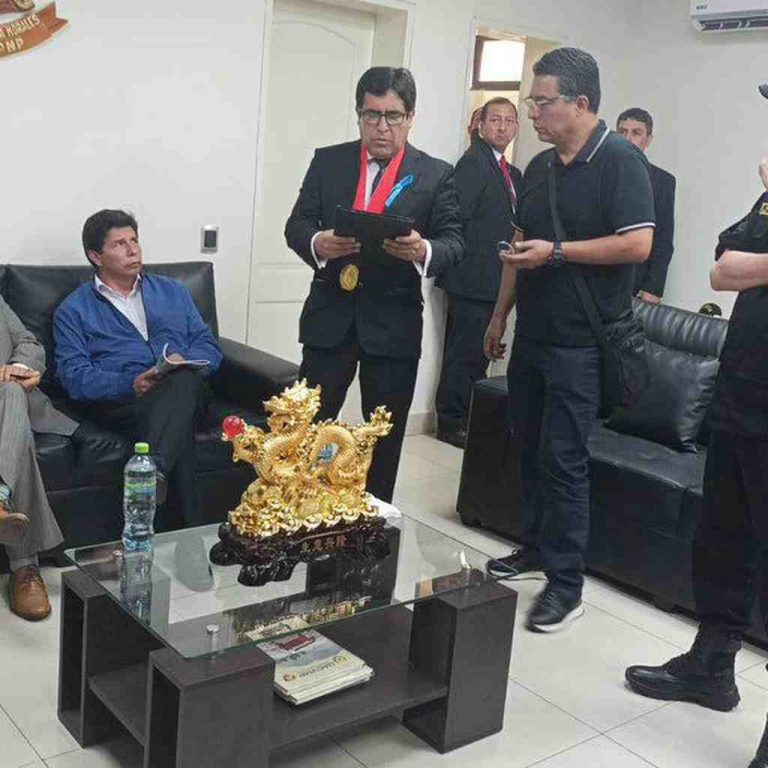 Perú| El juzgado Supremo aprueba la investigación por rebelión contra el comunista Pedro Castillo