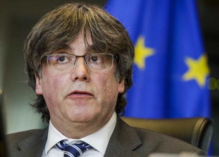 ¿Por qué Puigdemont puede bloquear la investidura de Sánchez y forzar una repetición electoral?