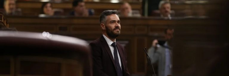 Arrimadas llama a la «unión» a VOX y PP en un escrito de condena contra el golpe de estado de Pedro Sánchez y defensa de la «democracia»