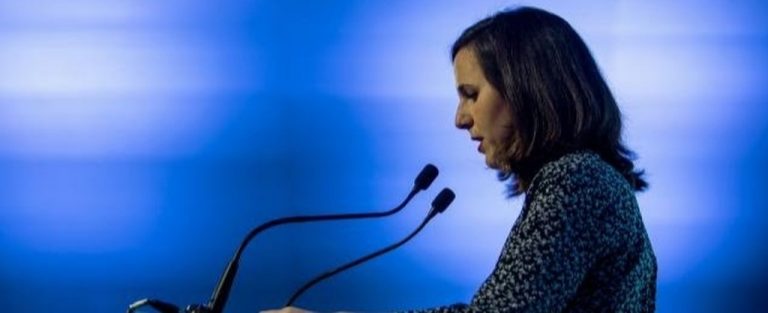 La ministra Ione Belarra (Podemos) lanza un aviso al PSOE: «Hemos descubierto que Tezanos manipula las encuestas del CIS»